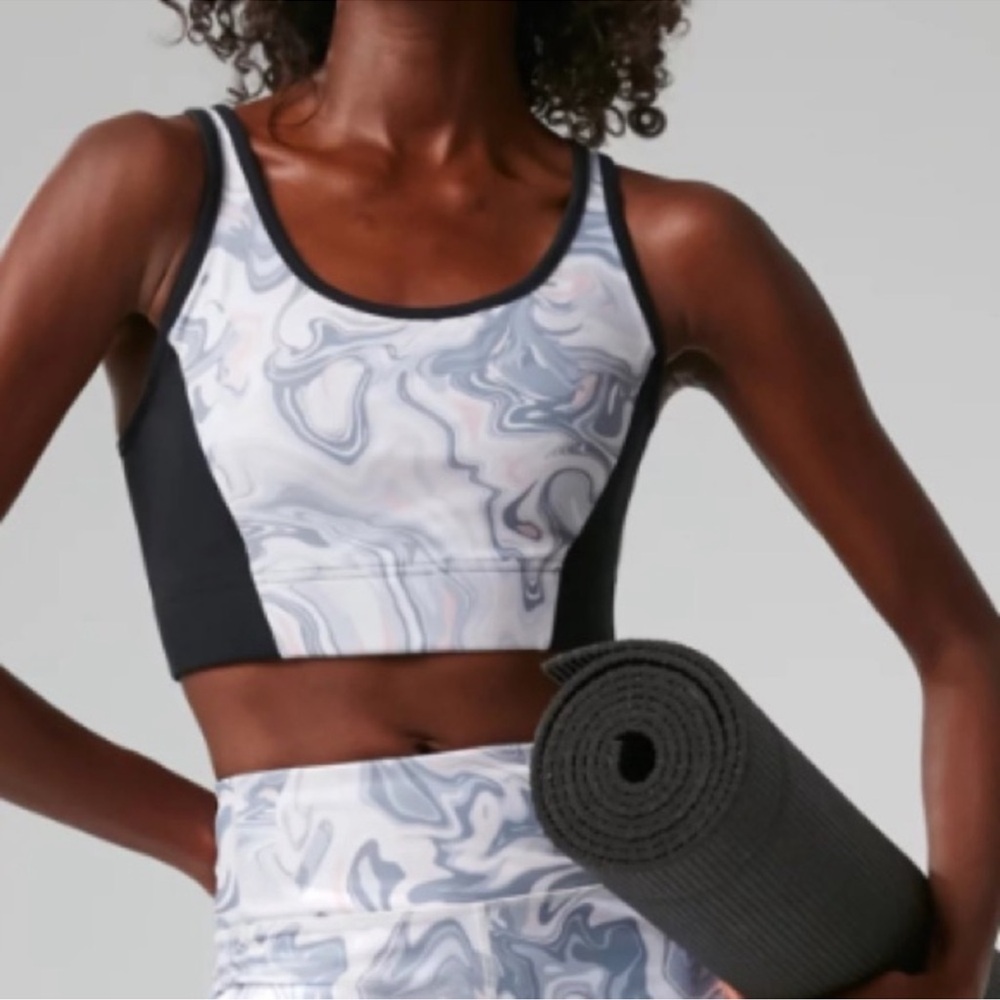 Tuckernuck sport Sports Bra in Hazy Marble